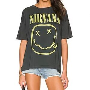 Daydreamer Nirvana Smiley Merch Tee in Vintage Black